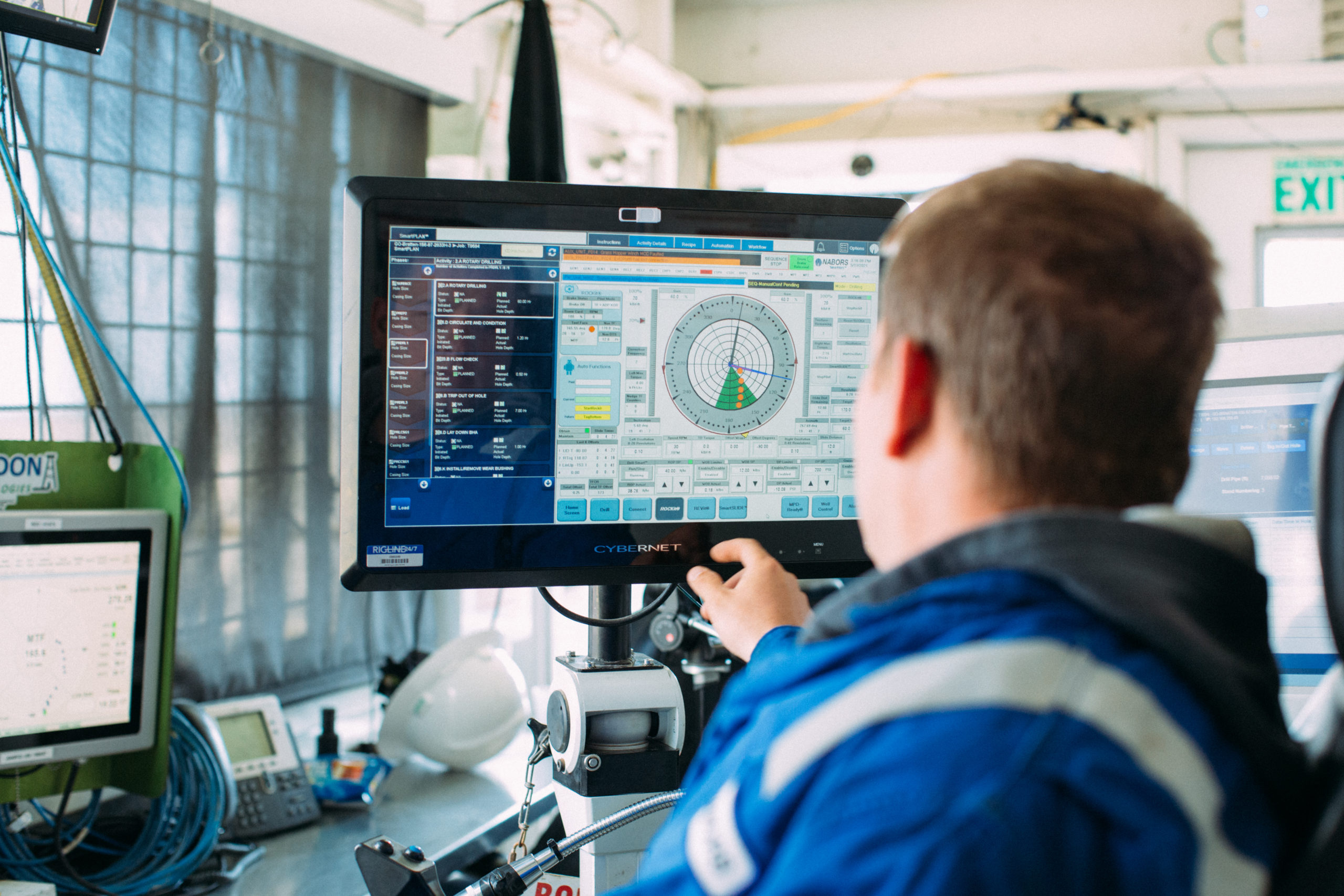 A driller uses the SmartDRILL automated drilling activity sequencer on a Nabors rig